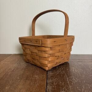 Longaberger‎ 1988 Handmade Square Gathering Holiday Basket with fixed handle